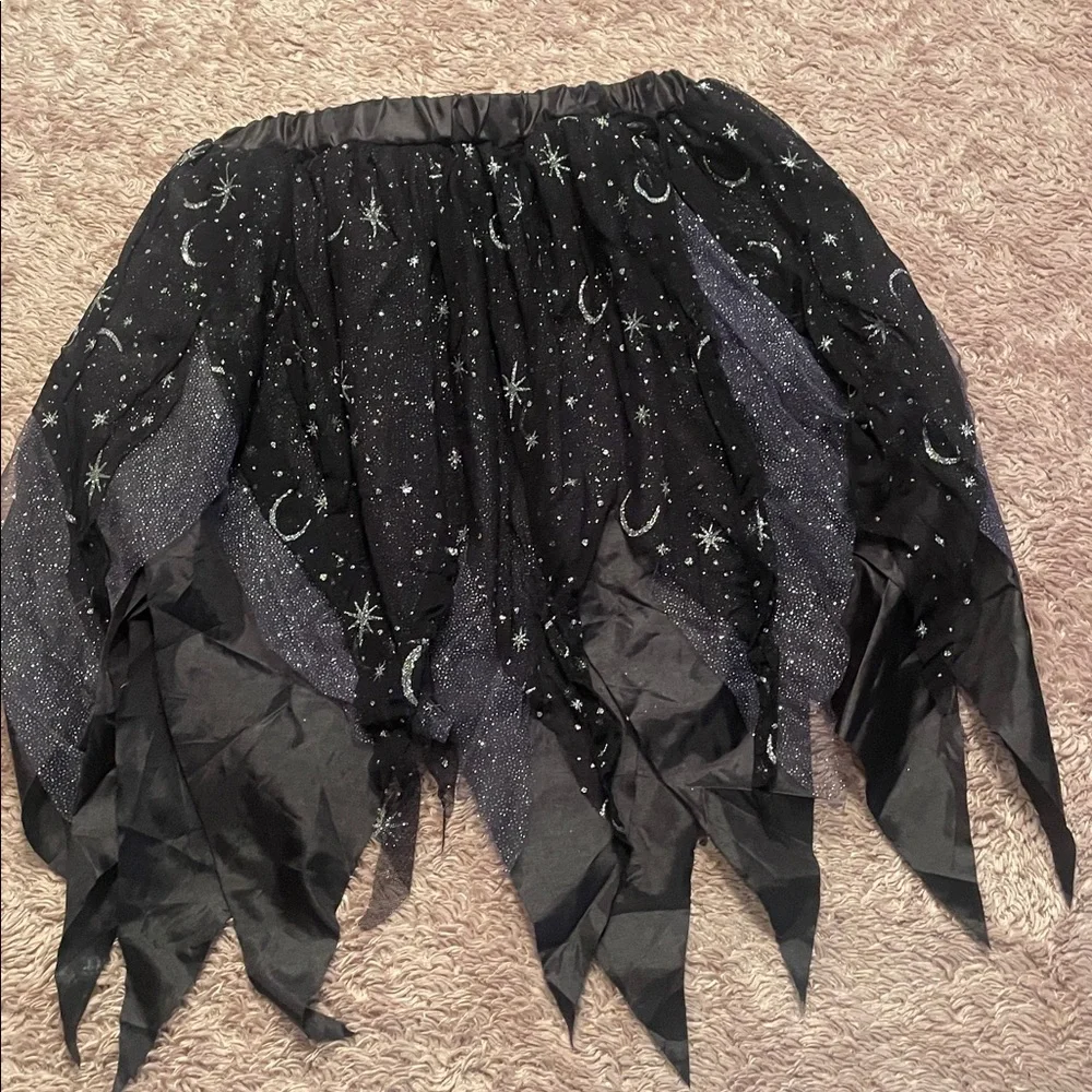 🔥4/$20 NWT Claire’s Witch Skirt - Girls